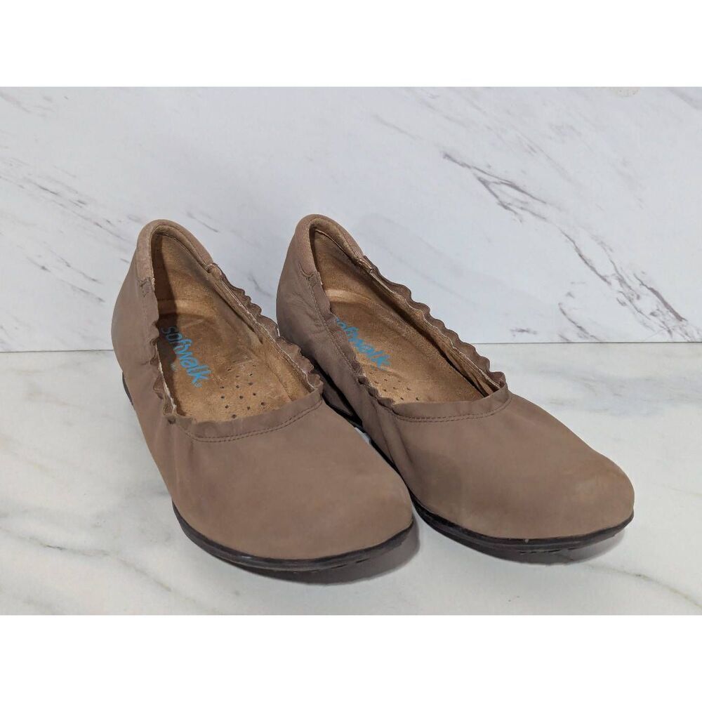 Softwalk Women's Brown Faux Suede Slip-On Arch Support Flat Shoe Size 8 - Picture 3 of 9